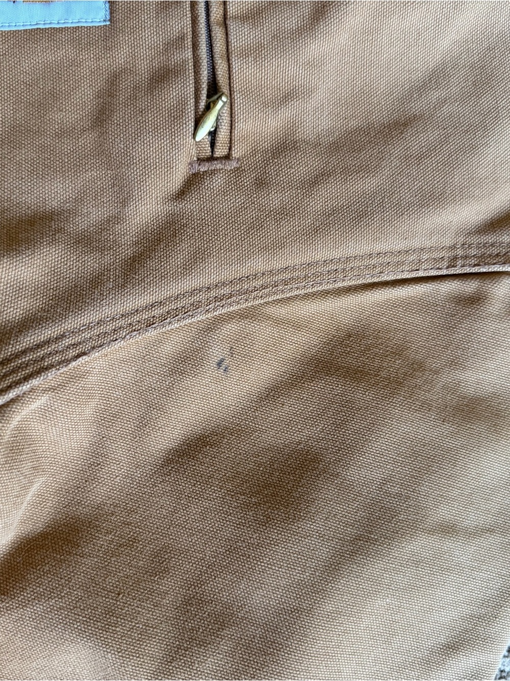 Vintage Carhartt Tan Duck Jacket with Dark Brown Collar - Picture 8 of 9